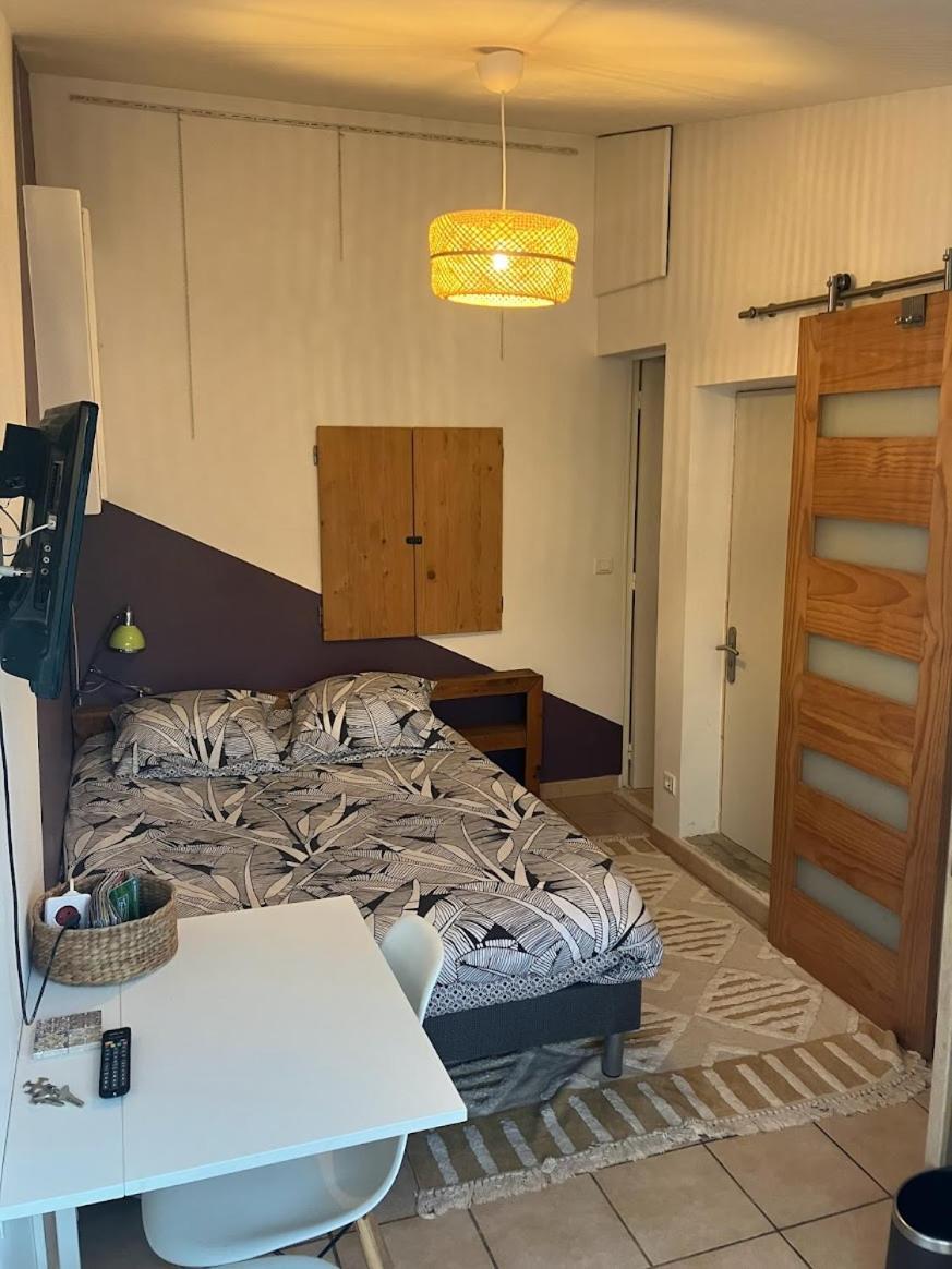 Le Nid Castries - Charmant Logement Complet Et Equipe Centre Castries Proche Montpellier Exteriör bild