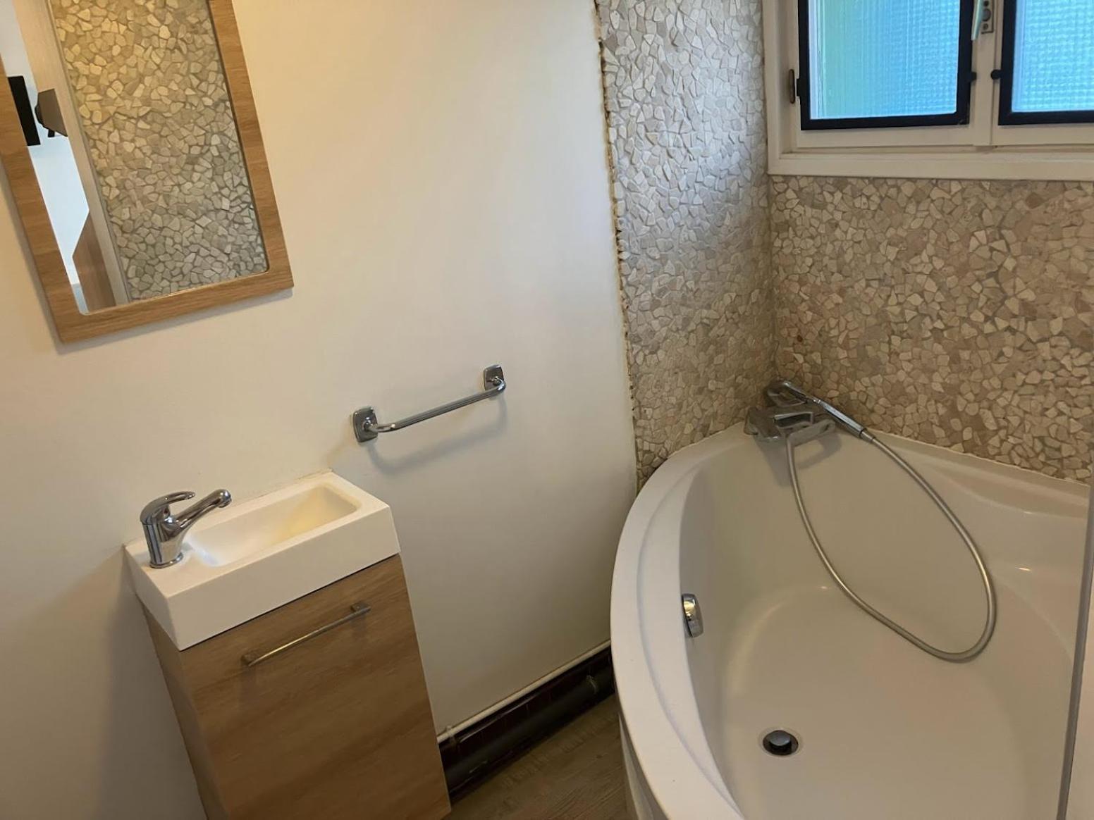 Le Nid Castries - Charmant Logement Complet Et Equipe Centre Castries Proche Montpellier Exteriör bild