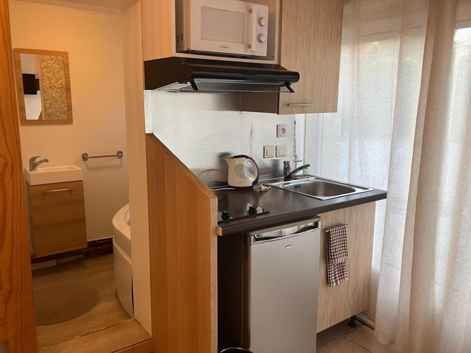 Le Nid Castries - Charmant Logement Complet Et Equipe Centre Castries Proche Montpellier Exteriör bild